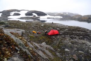Read more about the article Undersøkelse: Nær halvparten av unge overnattet ute i sommer