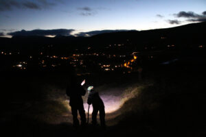 Read more about the article Topptur i mørket: Og der, 300 meter fra toppen hadde vi kommet langt nok