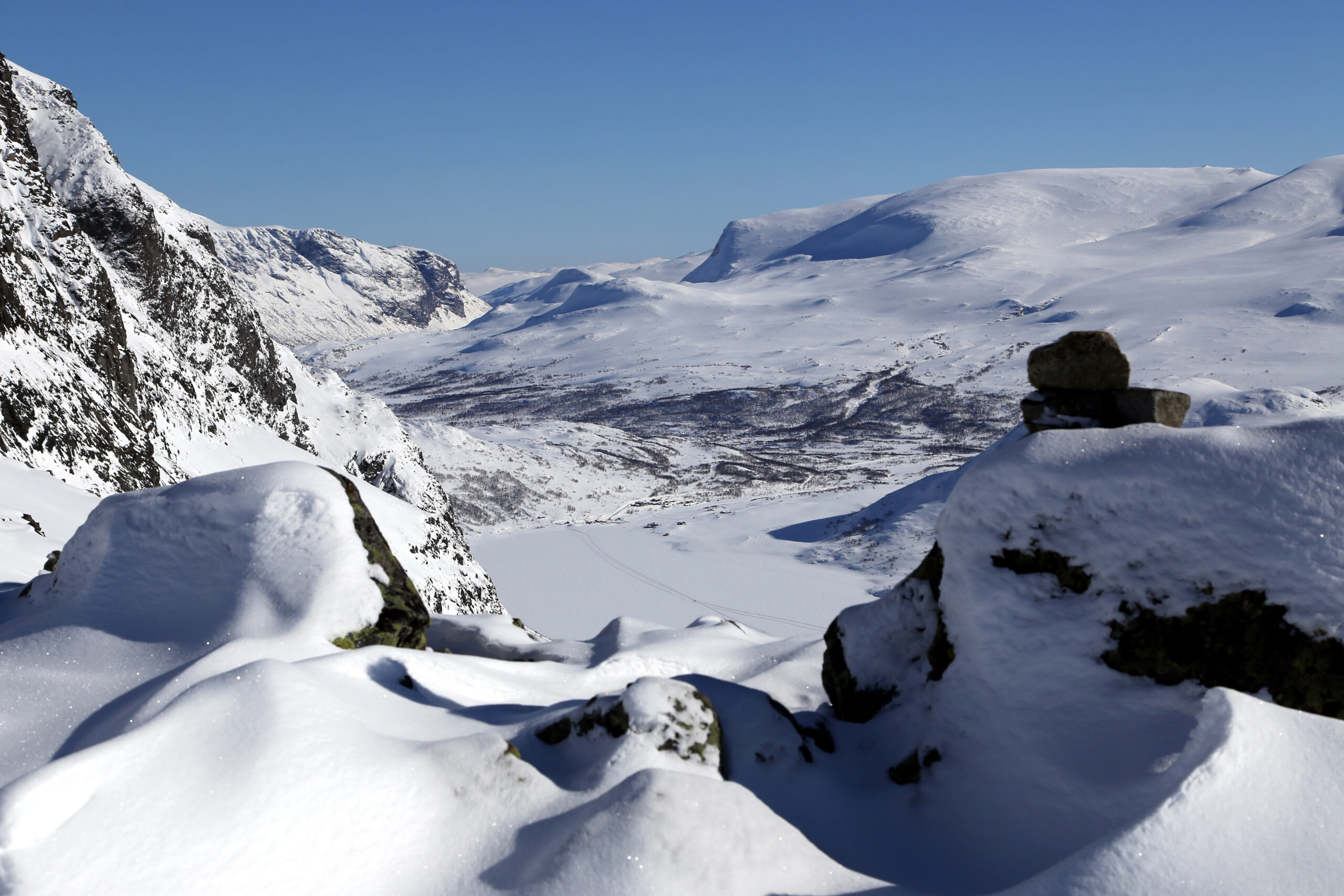 Read more about the article Ta hensyn til utfordrende vær og skredfare