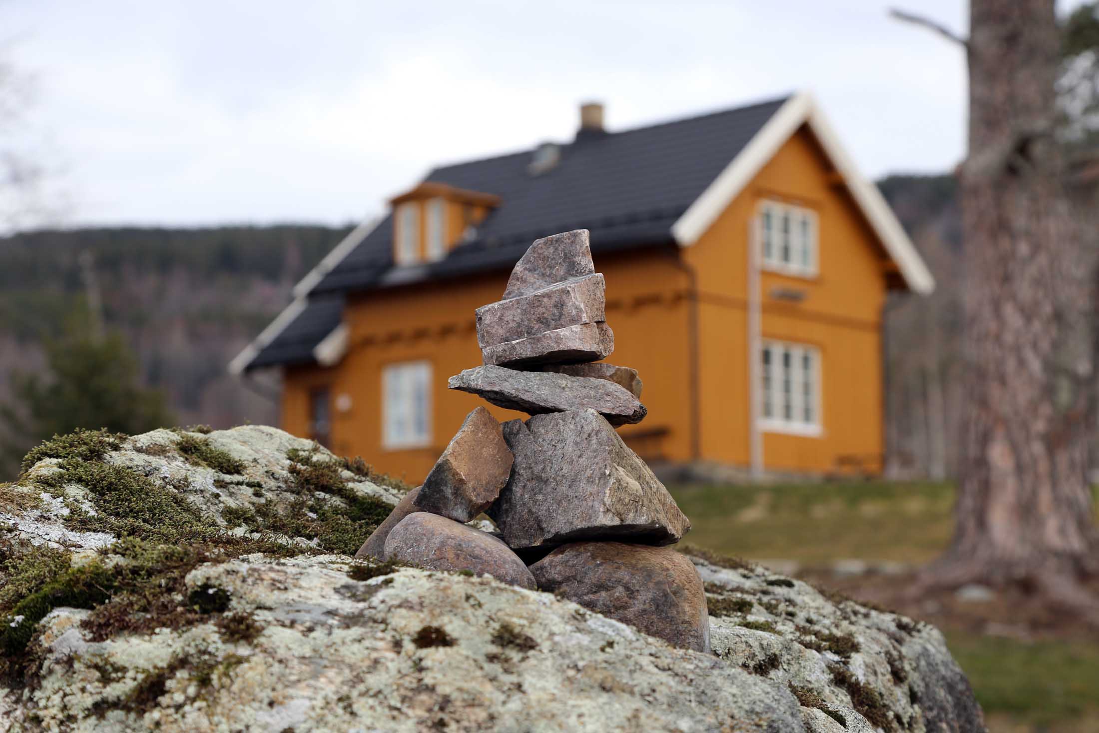 Read more about the article Morskogen vokterbolig: Barnevennlig hytte rett ved E6