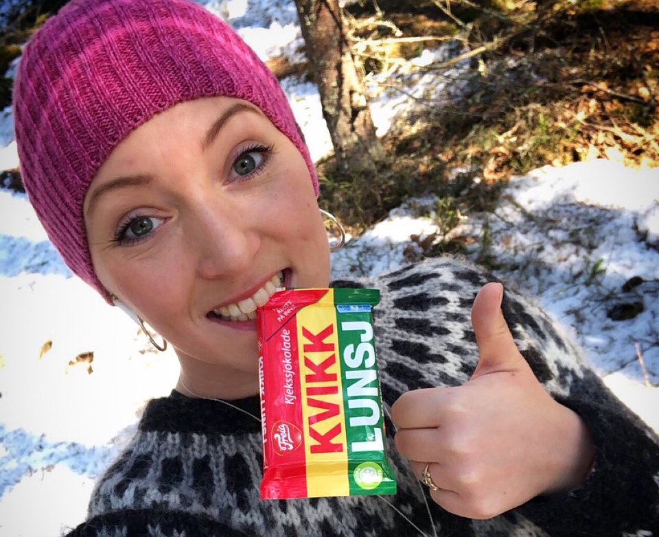 Read more about the article – Jeg er veldig sosial så jeg savner fort å snakke med noen