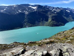 Read more about the article Ørreten sliter i Gjende. Trolig rammet av klimaendringer.