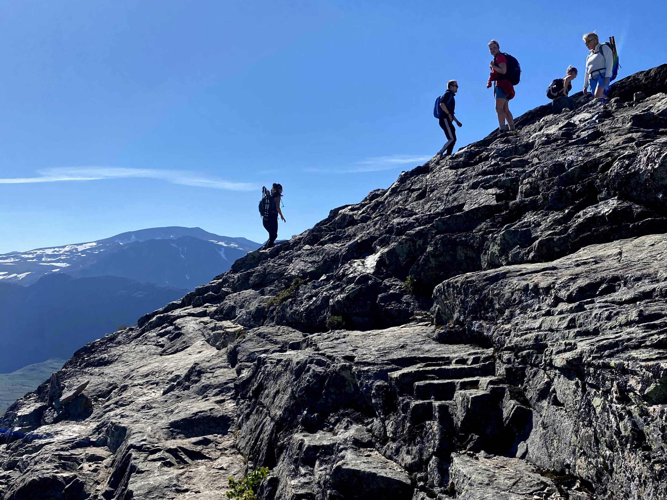Read more about the article Den gode naturopplevelsen: Sikrer Djeveltrappa, Trolltunga og Gaustatoppen