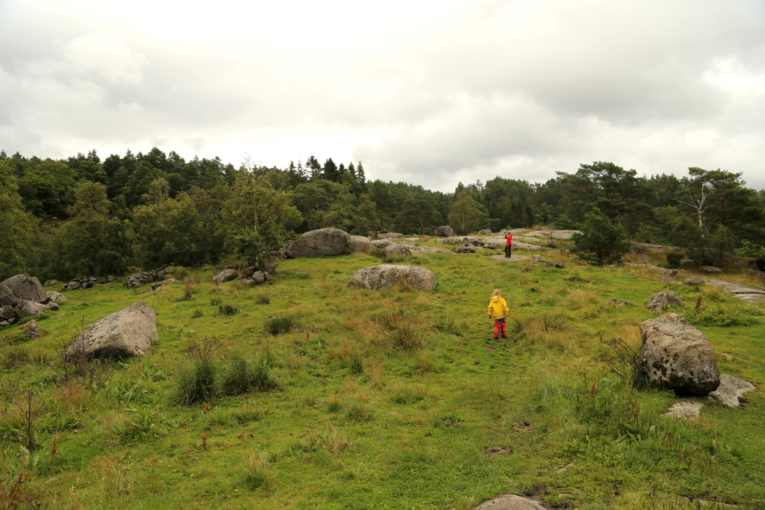 Read more about the article Så satte vi foten ned, på Månen. Folketomt og garantert koronafritt.