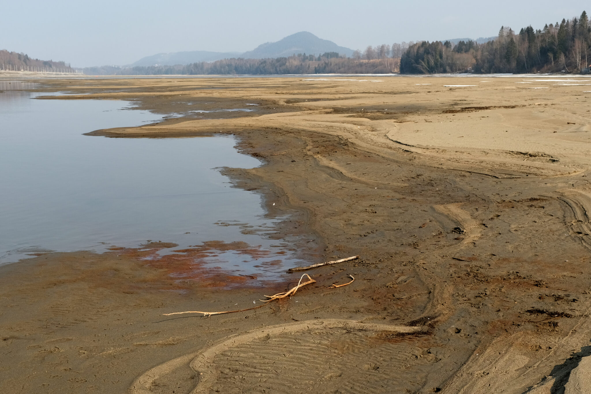 Read more about the article Ekstremt lite nedbør: – Bare april 1978 og 1981 har vært tørrere siden 1900