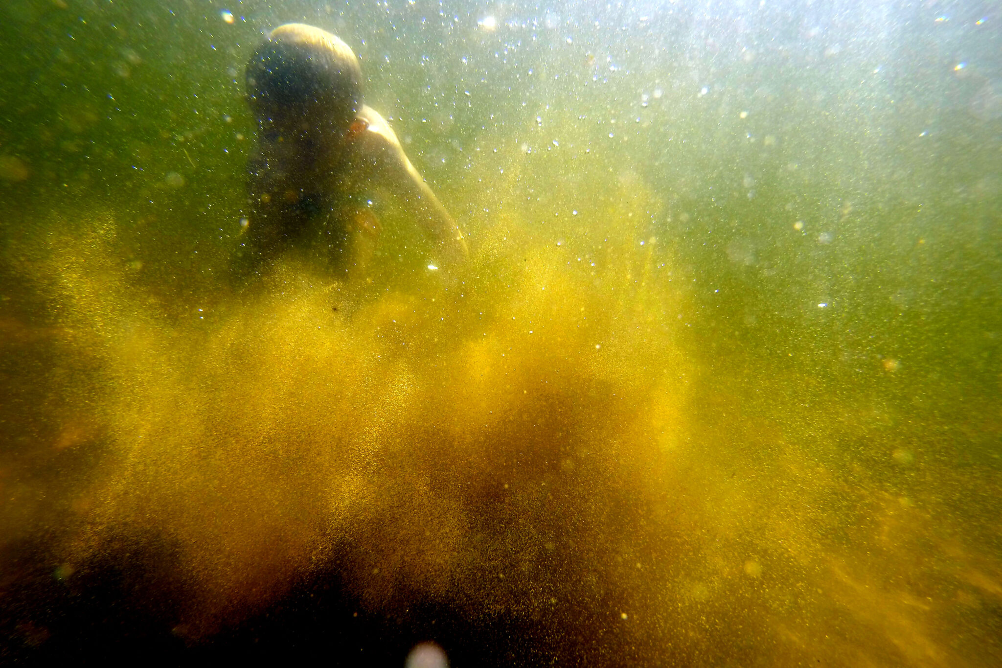 Read more about the article Vår i lufta, vinter i vannet. 14 personer har druknet så langt i år.