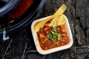 Read more about the article Kjøttfri turgryte: Serveres med limebåter og nachos