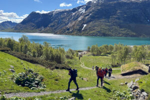 Read more about the article Søppel og menneskelig avføring. Dette irriterer oss mest på tur.