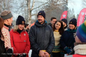 Read more about the article Kronprinsen åpnet Friluftlivets år: Titusenvis samlet rundt bål i hele Norge